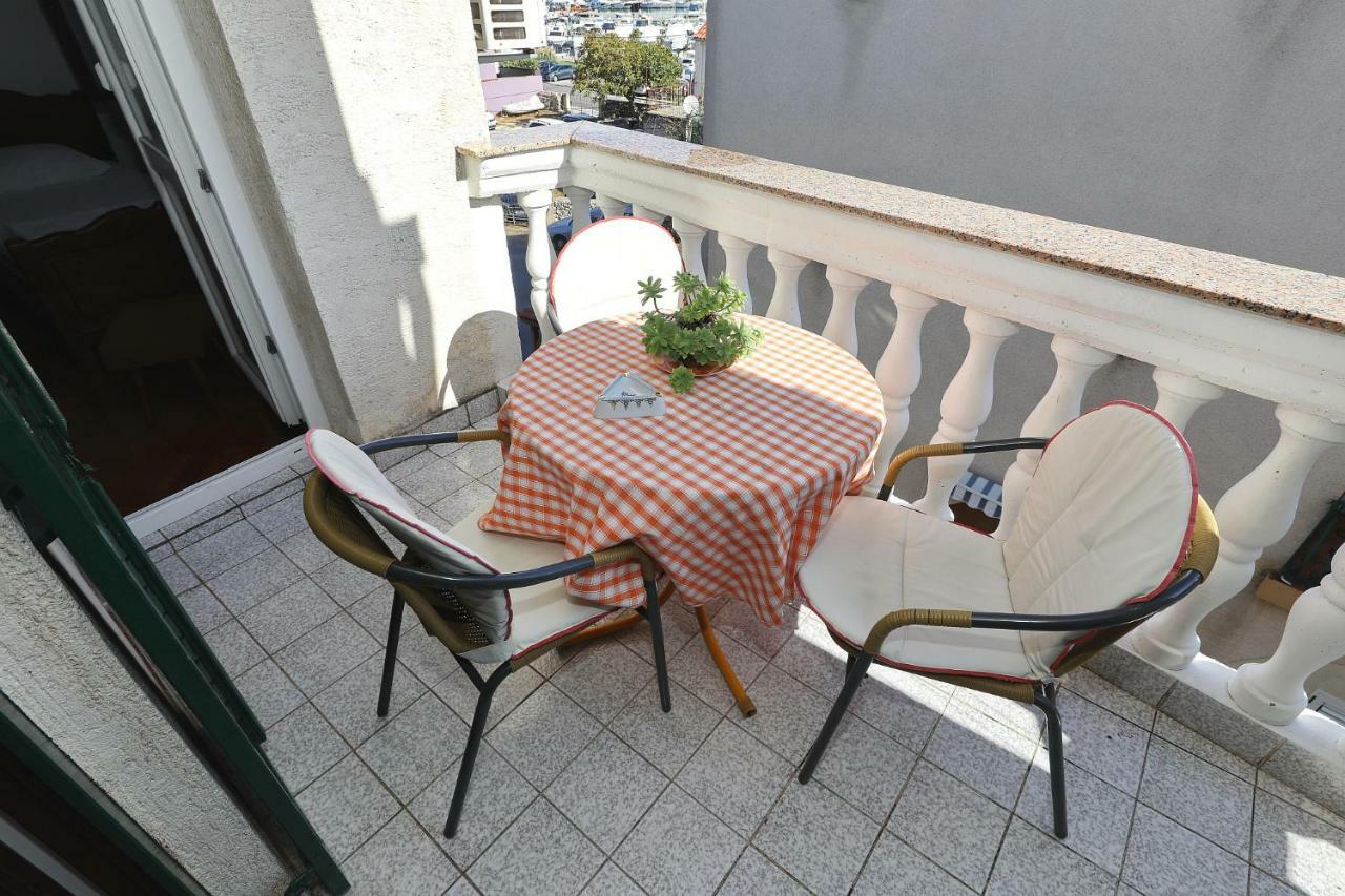Apartments Vedrana Biograd Na Moru Extérieur photo