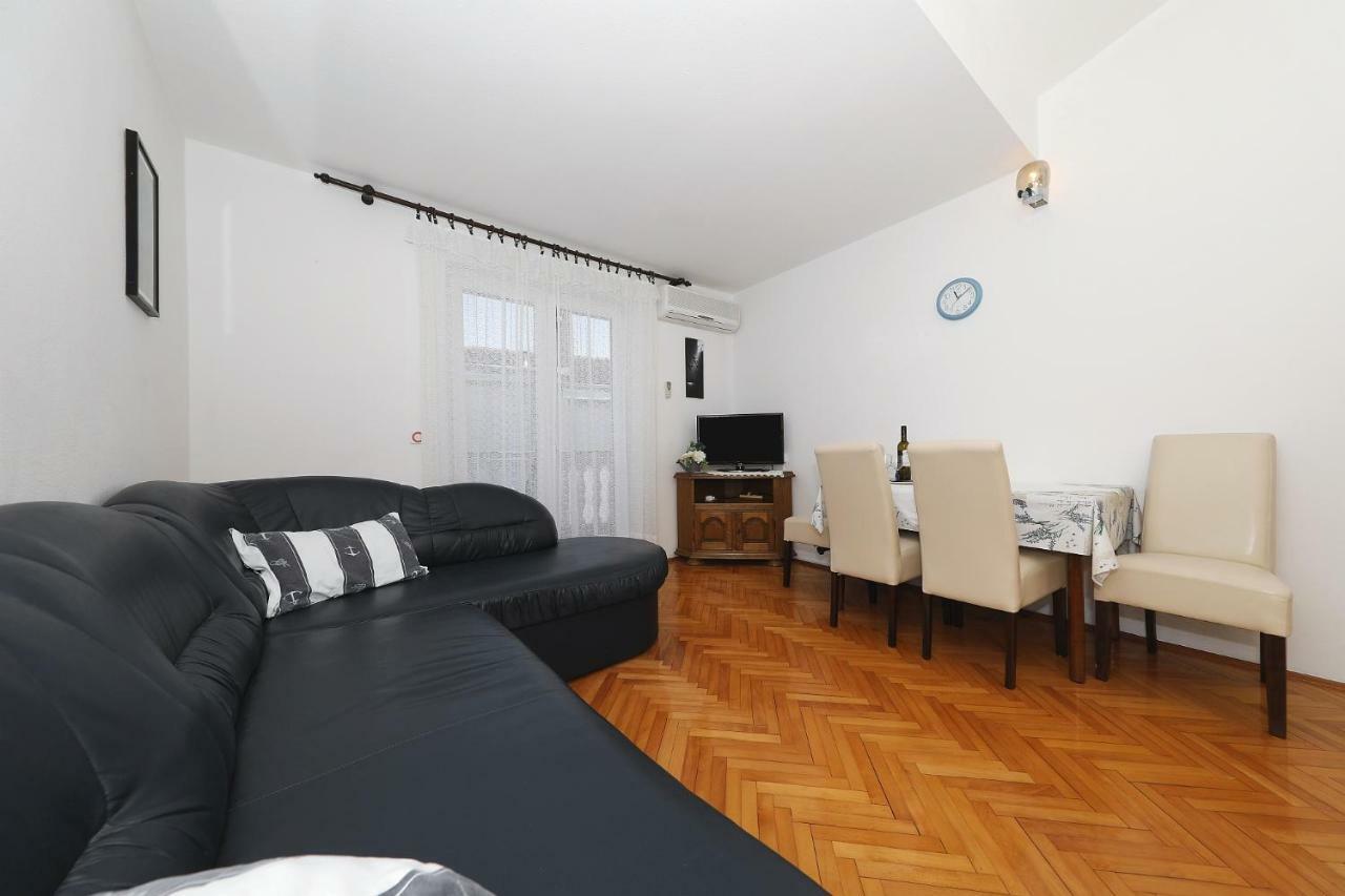 Apartments Vedrana Biograd Na Moru Extérieur photo