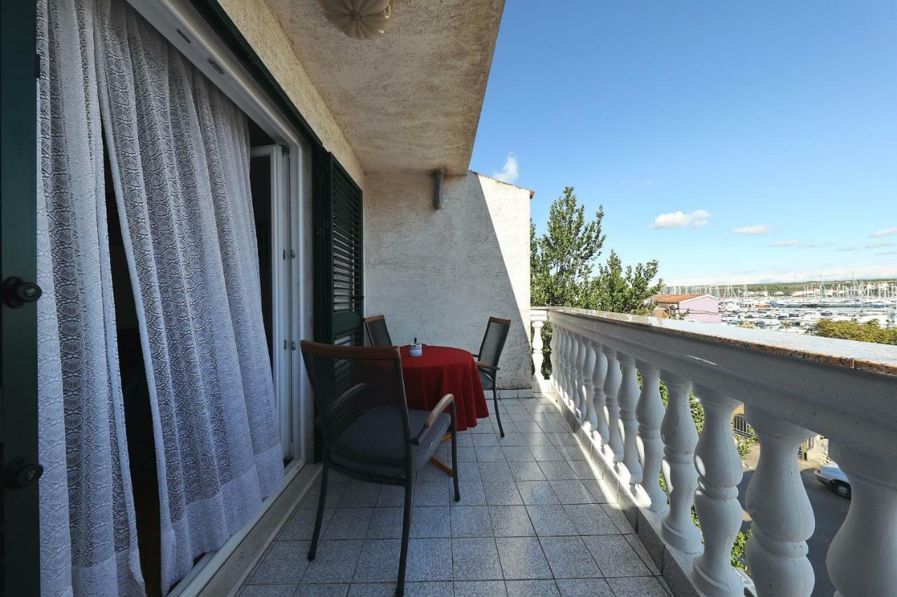 Apartments Vedrana Biograd Na Moru Extérieur photo