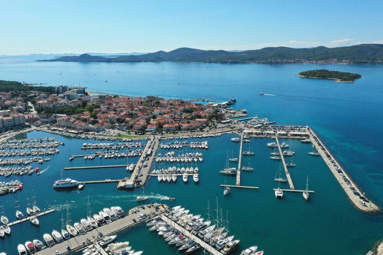 Apartments Vedrana Biograd Na Moru Extérieur photo