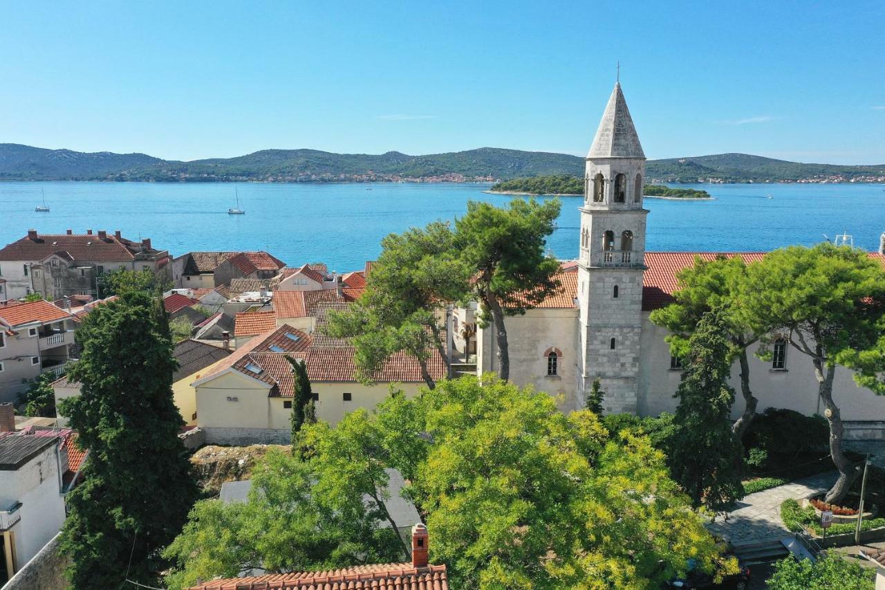 Apartments Vedrana Biograd Na Moru Extérieur photo