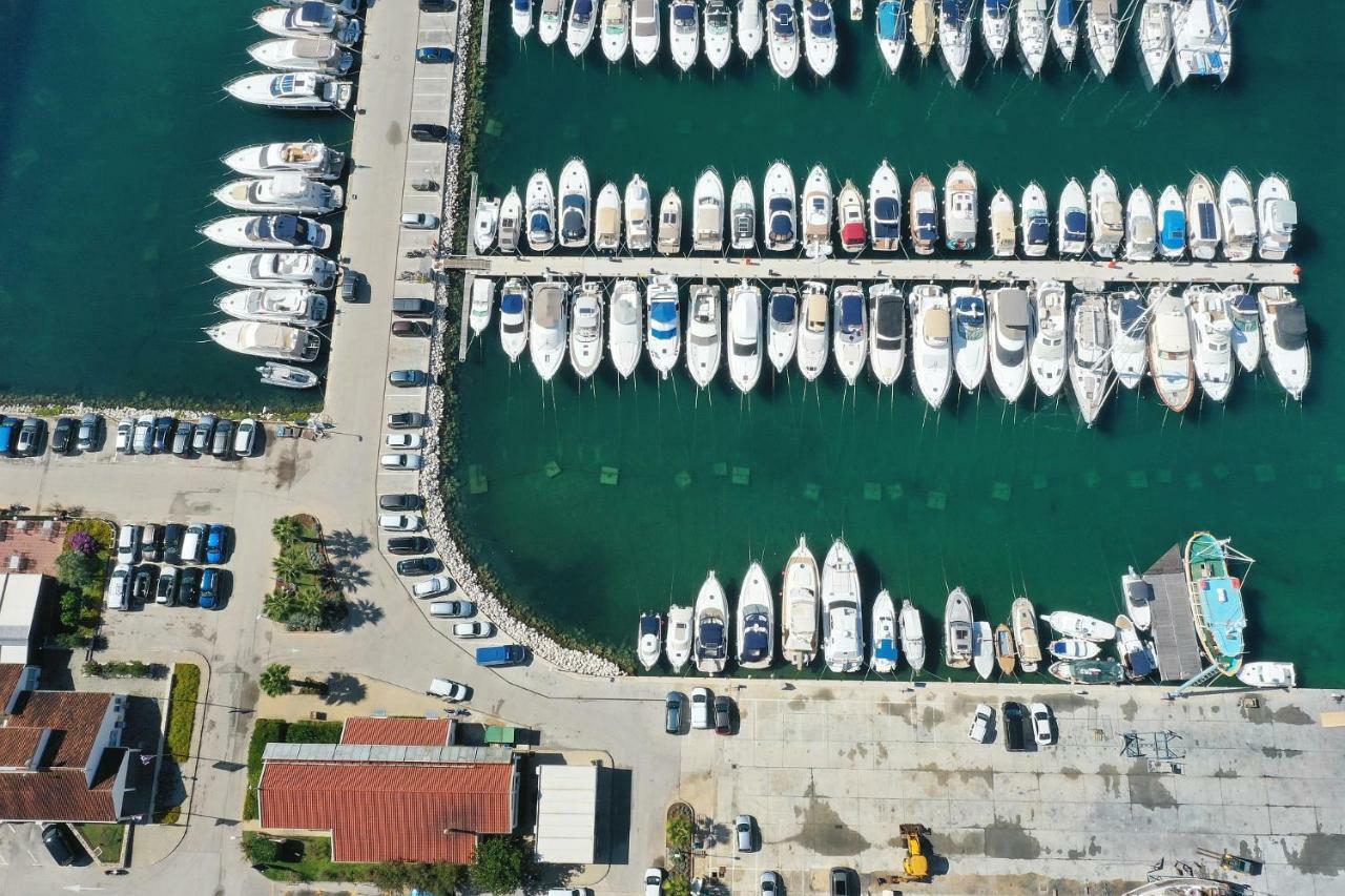 Apartments Vedrana Biograd Na Moru Extérieur photo